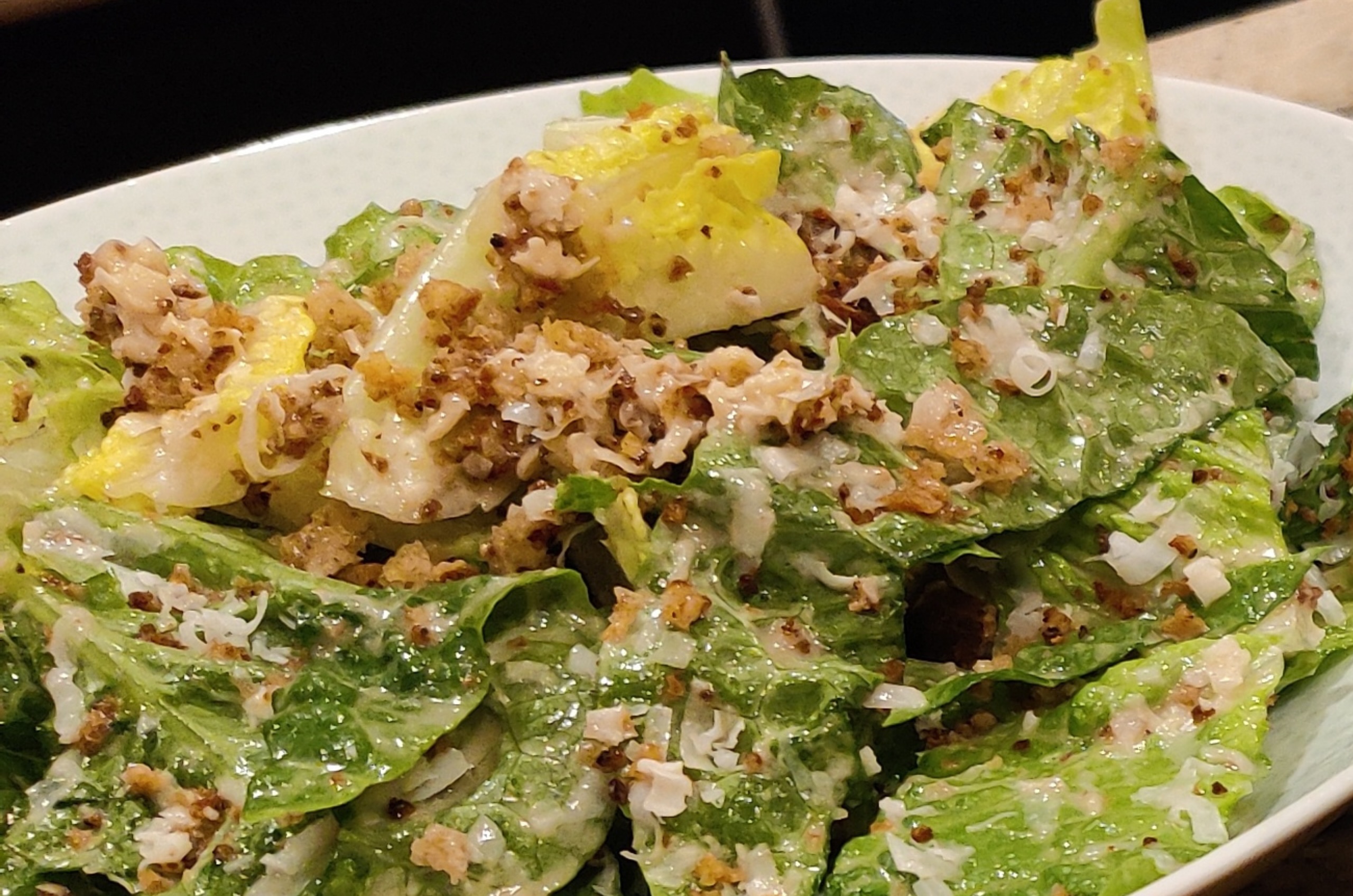 The Best Garlic-Free Caesar Salad Dressing